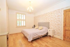 Photo 25- click for photo gallery